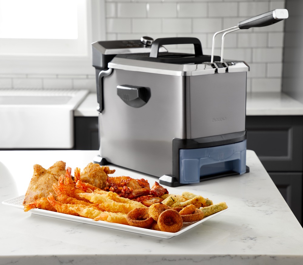 PADERNO AutoDrain Deep Fryer w/ Digital Display & Oil Filter, Black