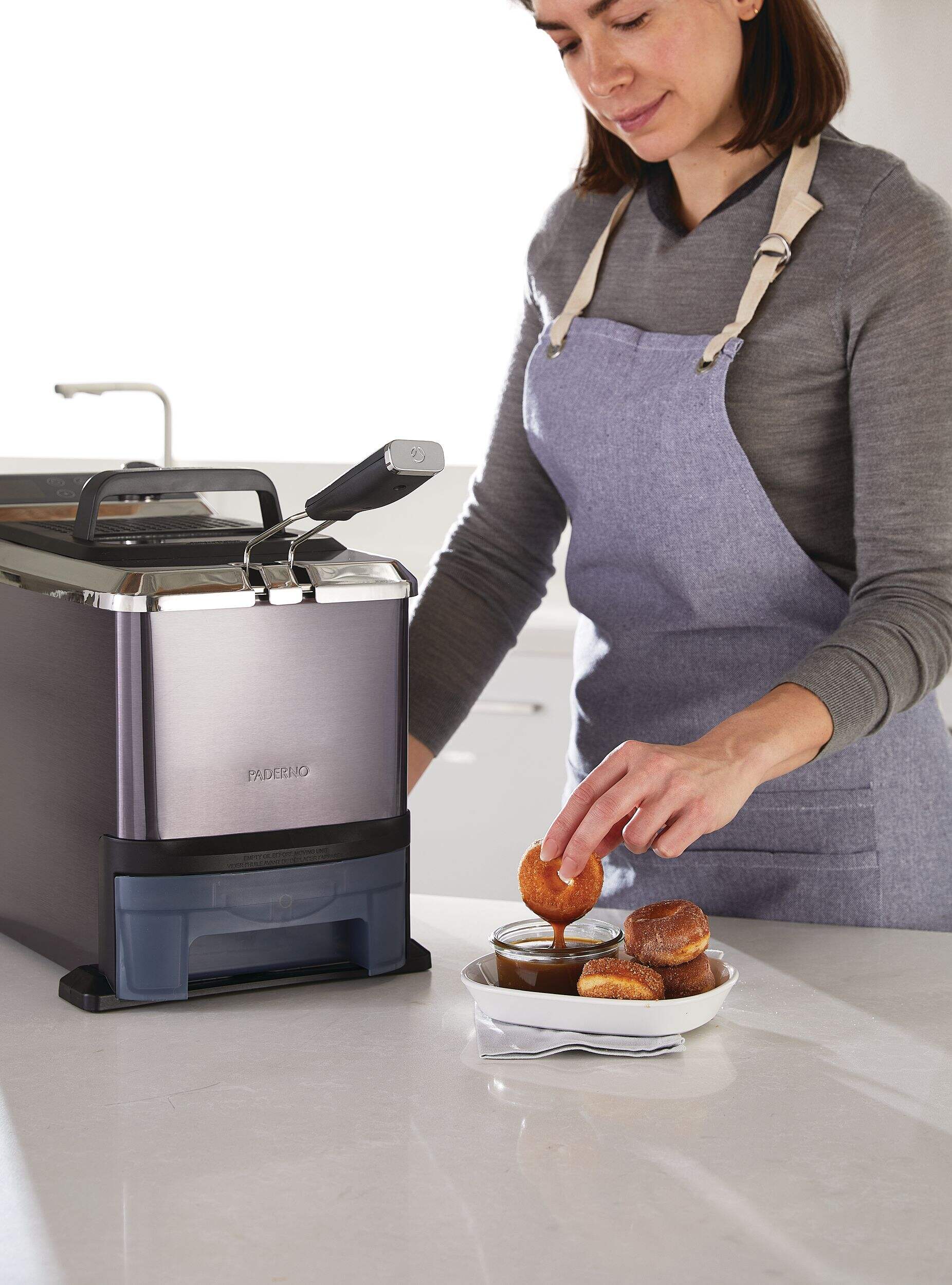 Friteuse à vidange automatique PADERNO avec affichage numérique et filtre à huile, acier