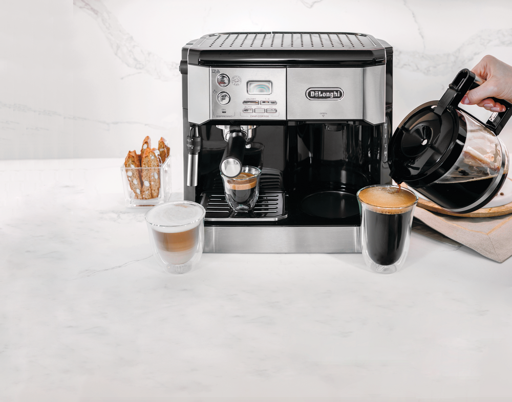 DeLonghi AllinOne Cappuccino/Espresso/Coffee Maker, 15 Bar Pump