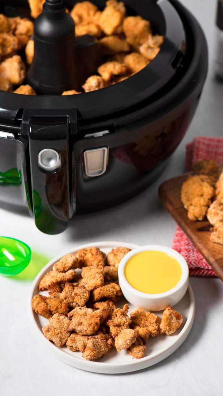 T-fal Actifry Genius+ Air fryer 1.2 KG capacity, 9 menu auto-programs,  automatic stirring paddle, serves up to 6 people