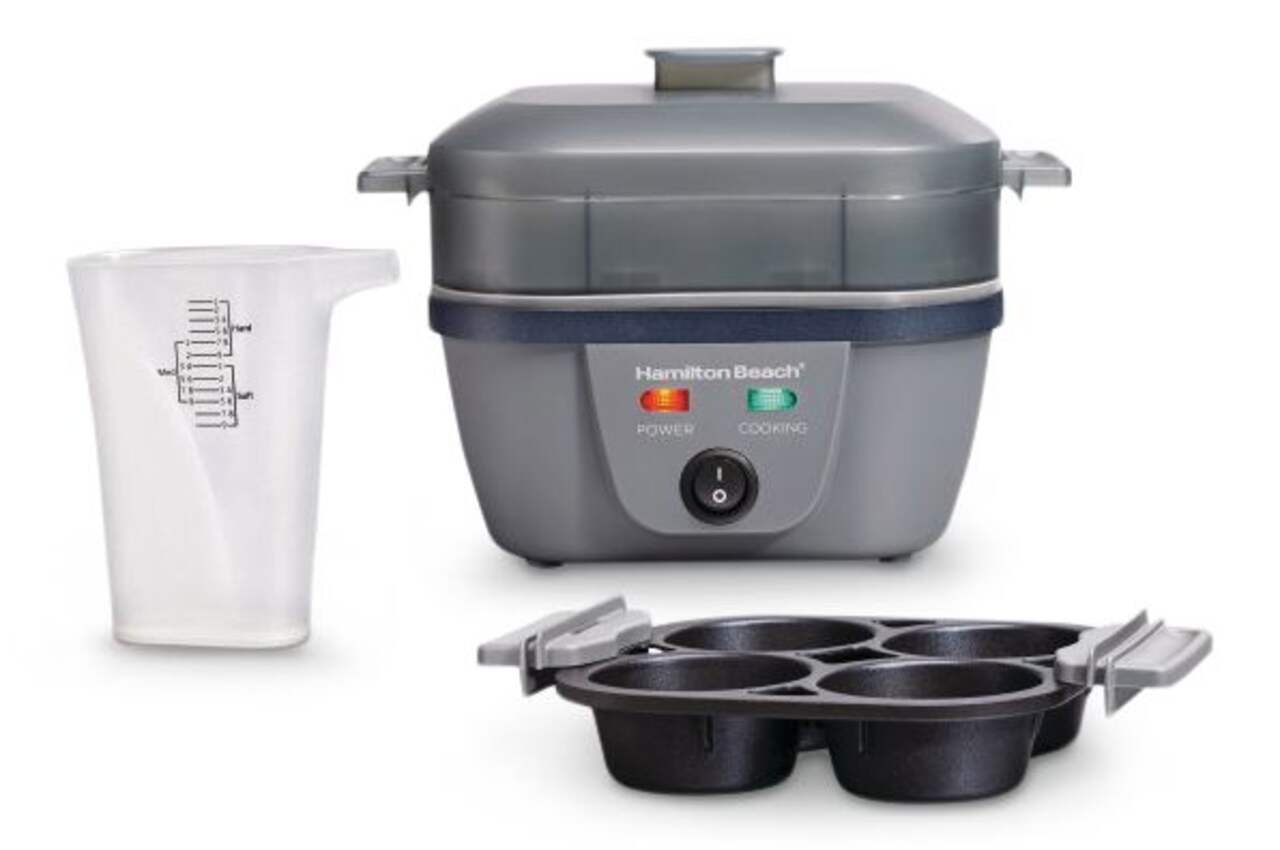 https://media-www.canadiantire.ca/product/living/kitchen/kitchen-appliances/0439019/hamilton-beach-egg-bites-plus-26efa4f9-eb8a-487d-a523-27d222b52aad-jpgrendition.jpg?imdensity=1&imwidth=640&impolicy=mZoom