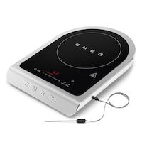 Smeg Portable Induction, Matte White Front_Angled_Left