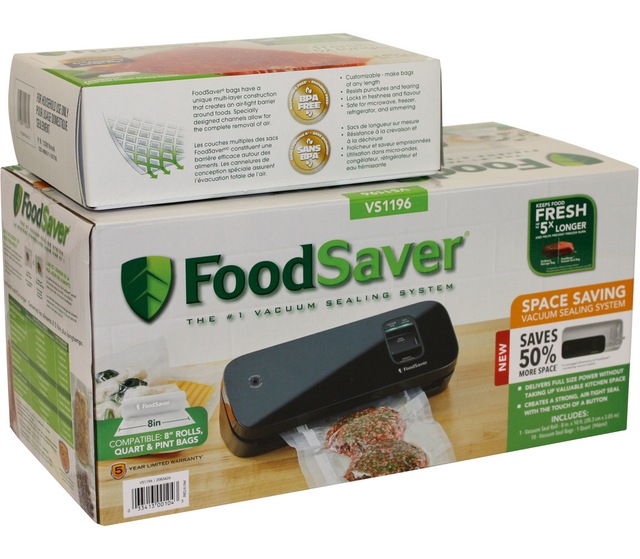 FoodSaver® Compact Vacuum Sealer w/ 2 Heat Seal Rolls, Black Canadian Tire