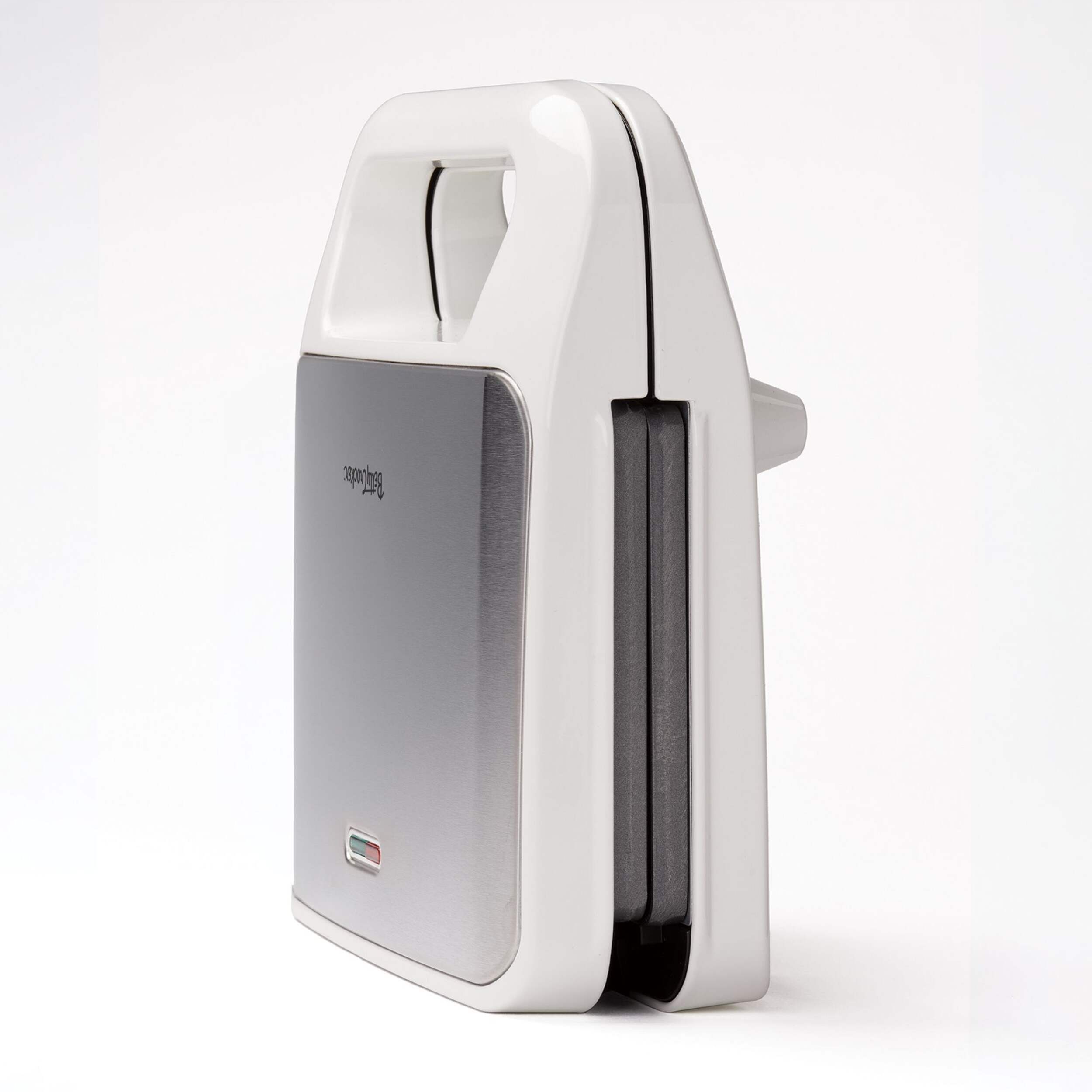 Betty Crocker 3-in-1 Panini Maker with Interchangable Plates Front_Angled_Left