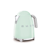 Bouilloire électrique de comptoir à température fixe de style rétro années 50 Smeg, 1 400W, 1,7 L, vert pastel Front_Three_Fourths_Angled_Left