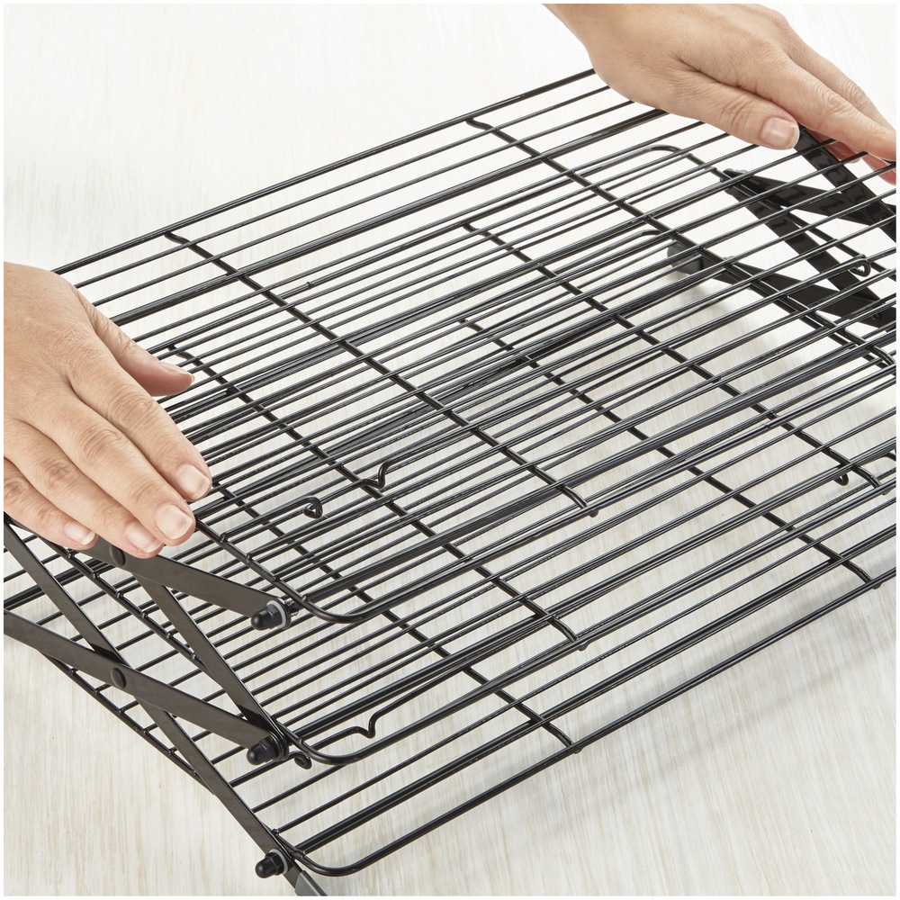 Wilton 3Tier NonStick Cast Iron Cooling Rack, 17in x 10in