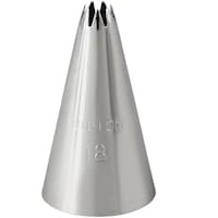Wilton Open Star Cake Decorating Tip 18 Front_Elevated