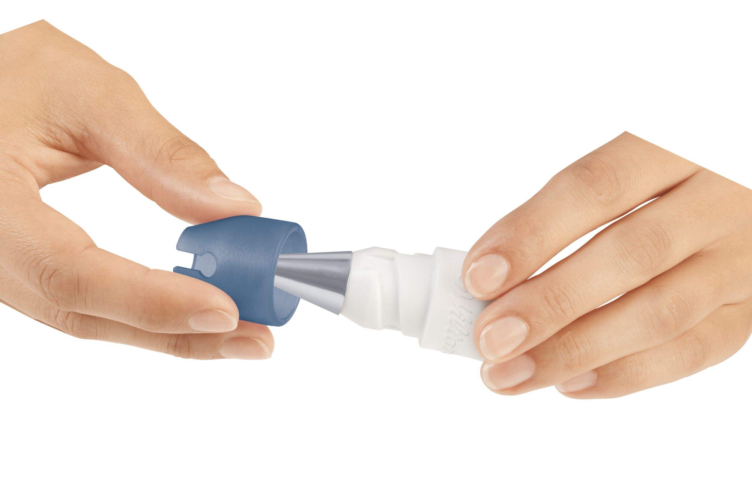 Wilton Quick Twist System Coupler Party City