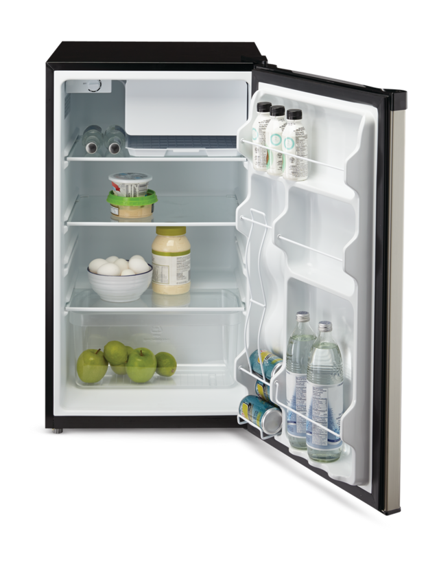 MASTER Chef Energy Star Compact Refrigerator with Internal Freezer ...