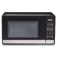 MASTER Chef Countertop Microwave, 0.9-cu.ft., Black Front_Elevated