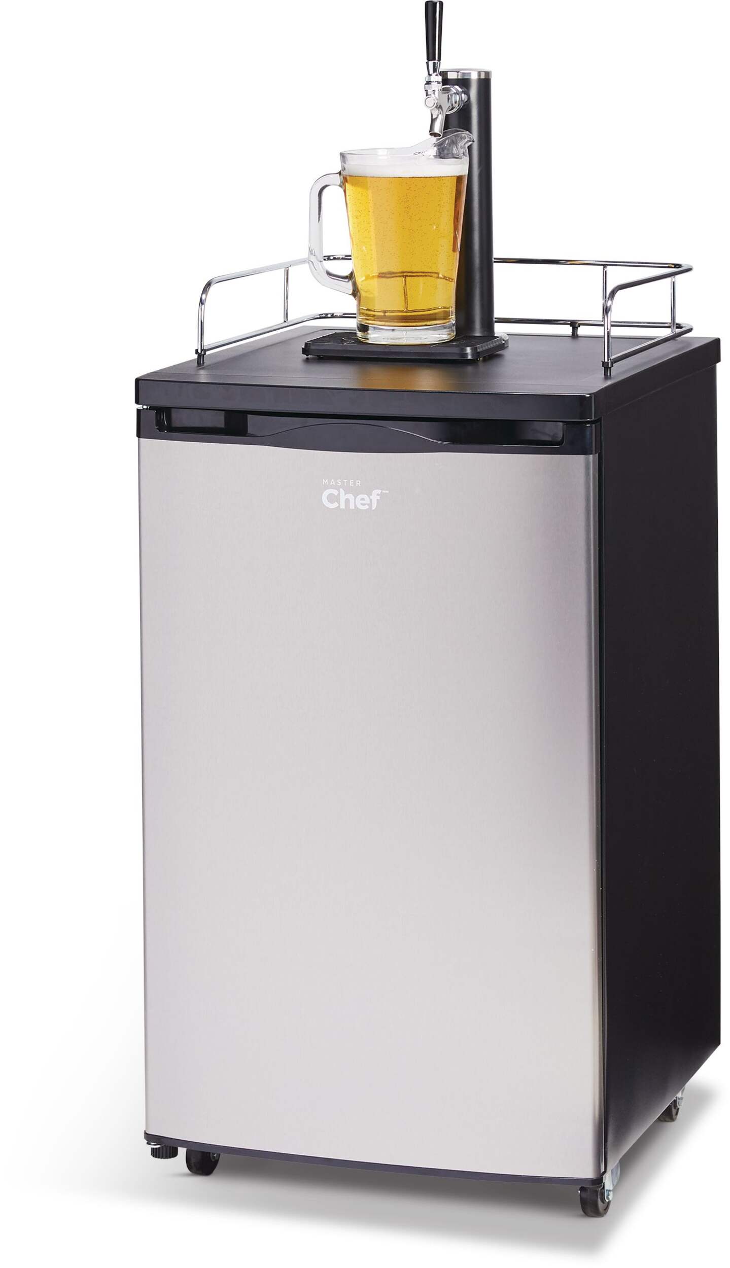 MASTER Chef Kegerator Beer Refrigerator with Mechanical Thermostat, 4.9-cu.ft. Front_Angled_Left