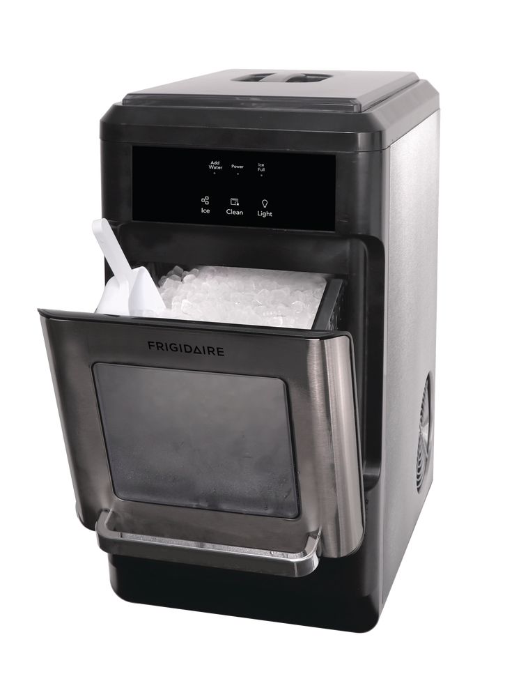 small crunchy ice maker