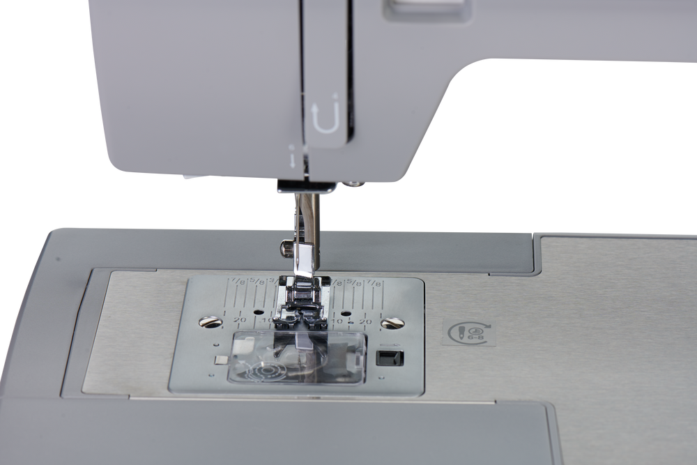 Singer HD6380 Heavy Duty Mechanical Sewing Machine | Canadian Tire