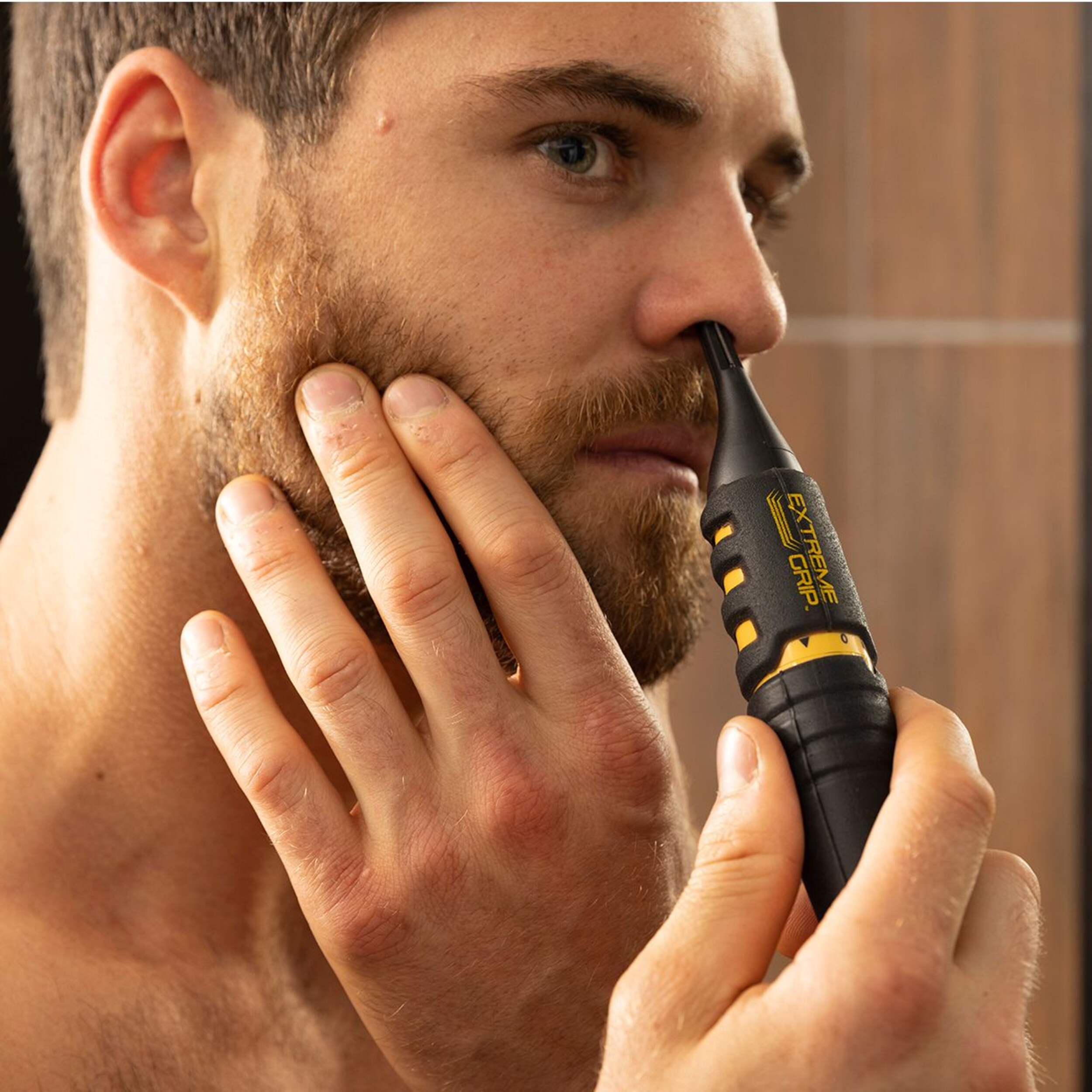 Wahl 5539 Lithium Battery Extreme Grip Cordless Ear, Nose & Eyebrow