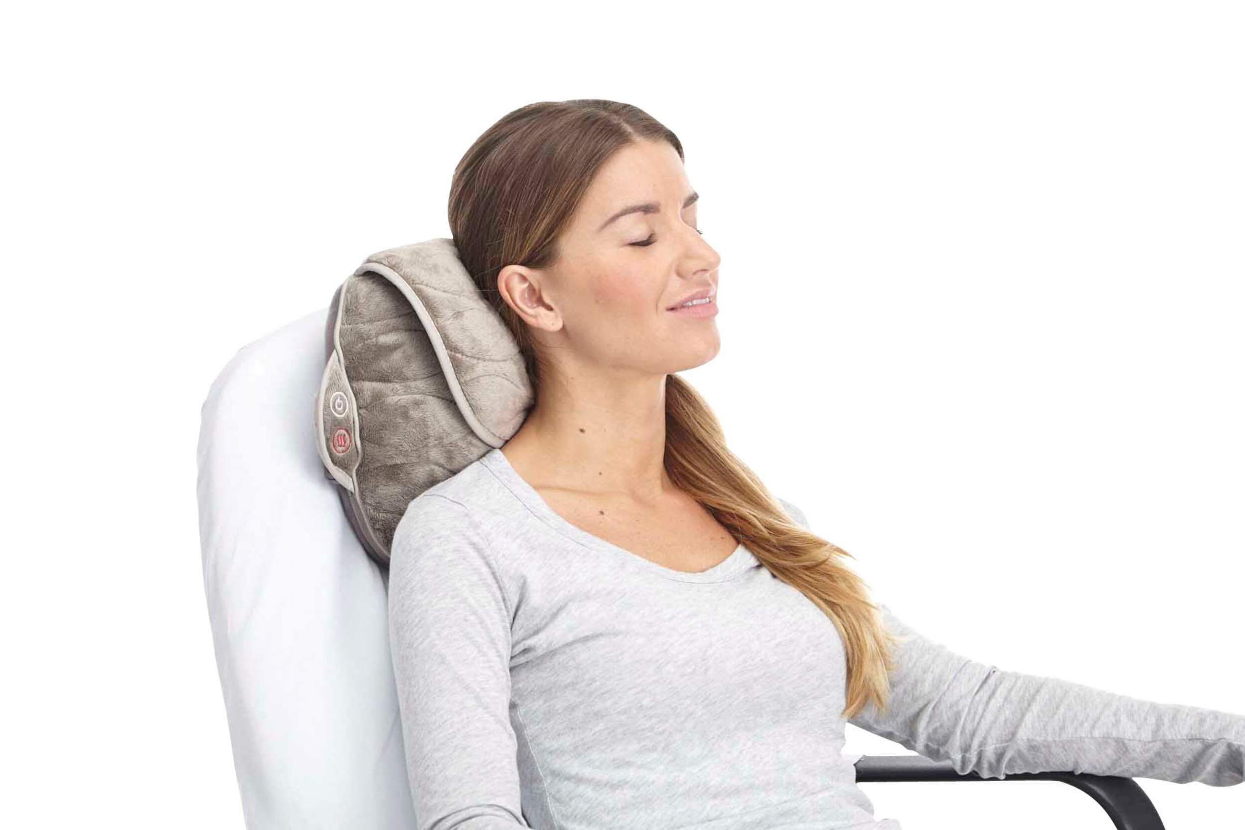 Homedics Shiatsu Massage Pillow with Heat For Neck, Back & Shoulders Front_Angled_Right