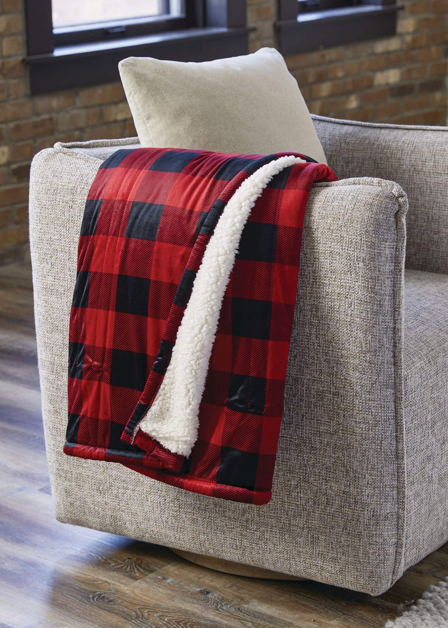 Sunbeam Royal Mink/Sherpa Heated Throw, Red Black Buffalo Plaid