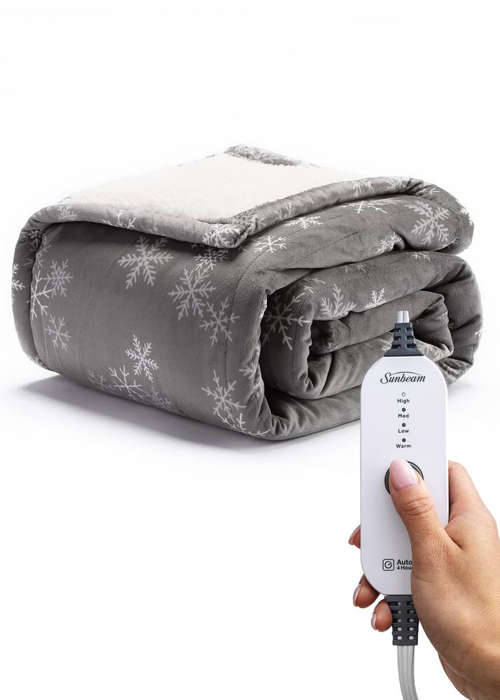 Sunbeam Royal Mink/Sherpa Heated Throw, Snowflake Grey | Canadian Tire