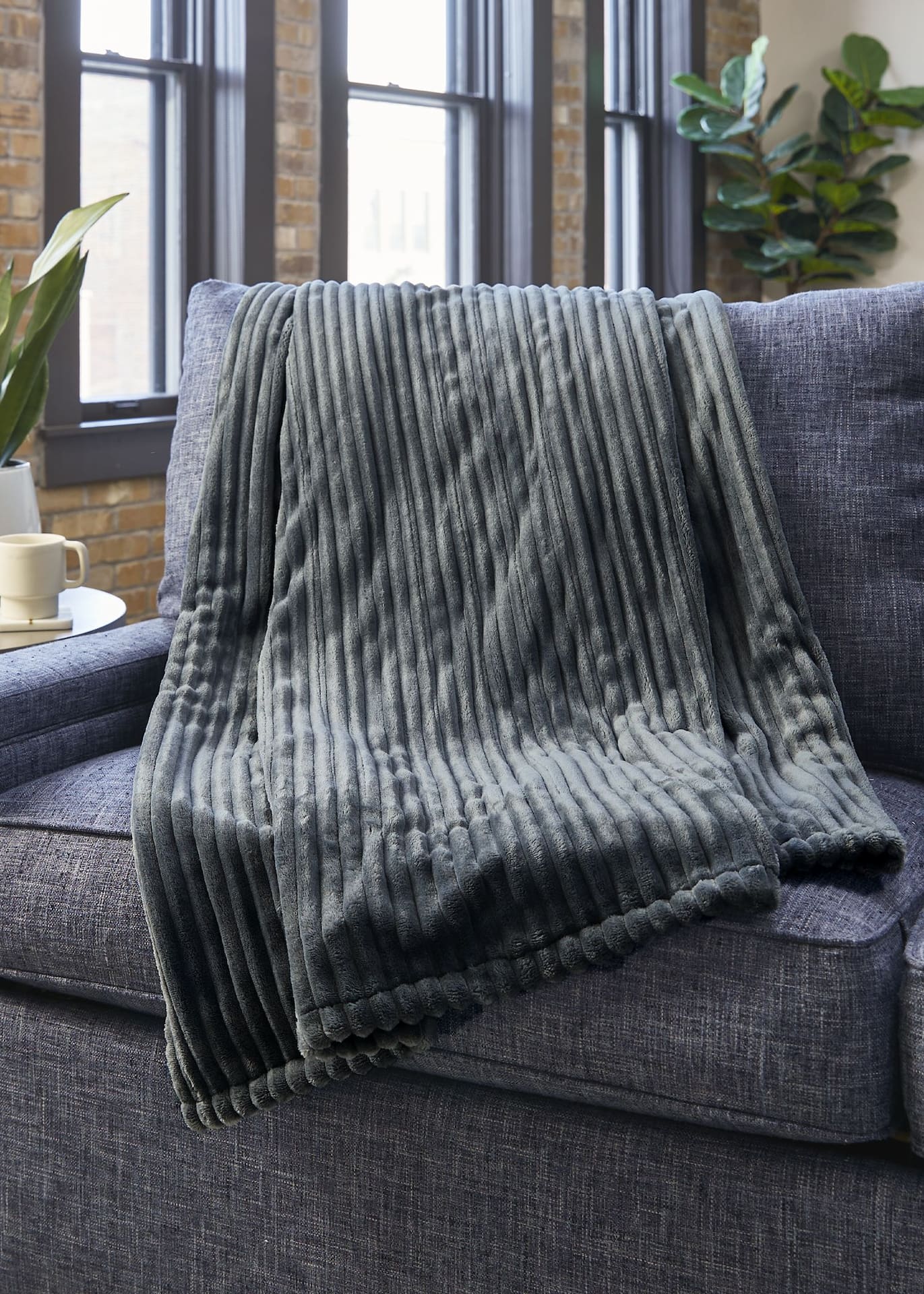 Canadian tire best sale heated throw