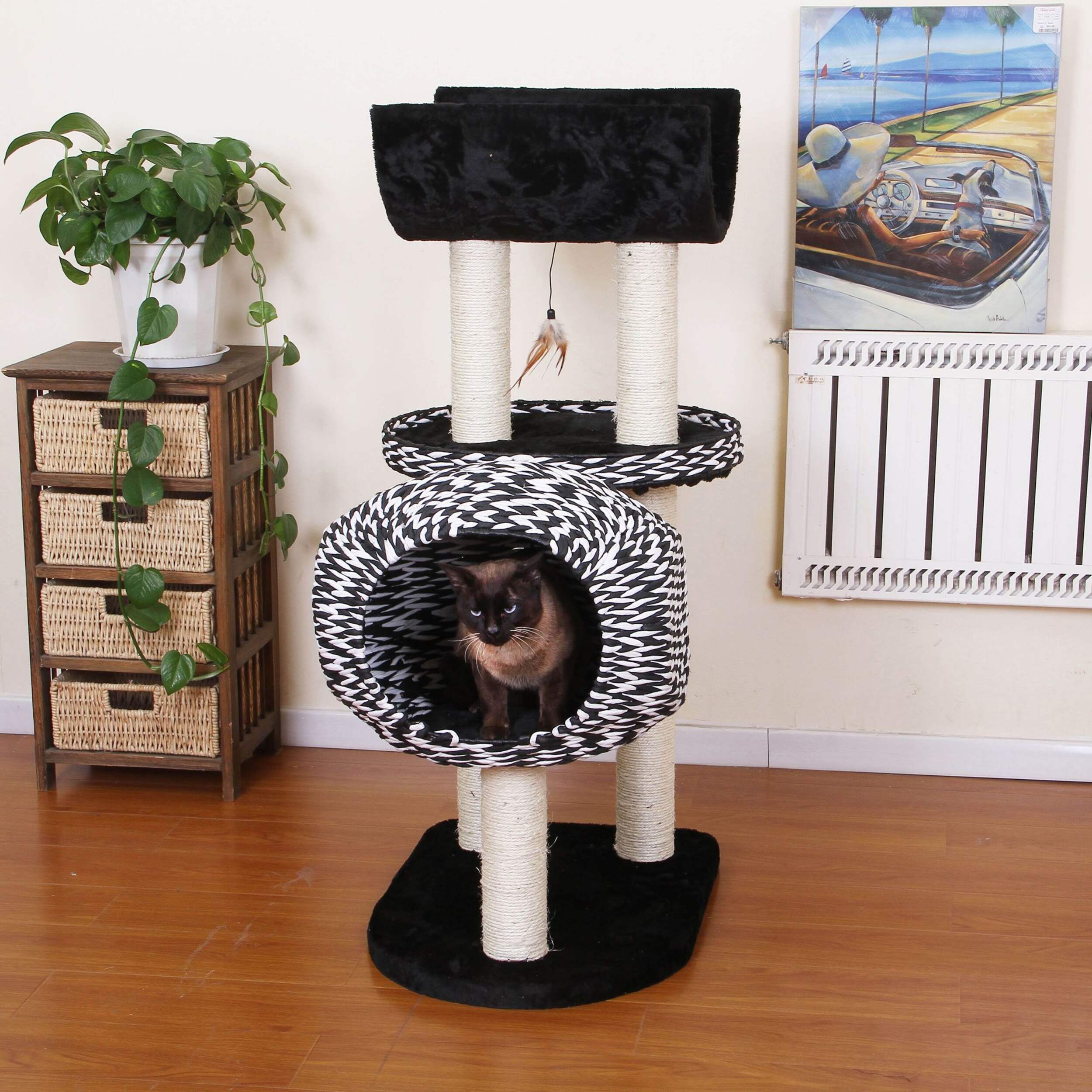 PetPals Spade Cat Tree, 46-in Front_Three_Fourths_Angled_Left