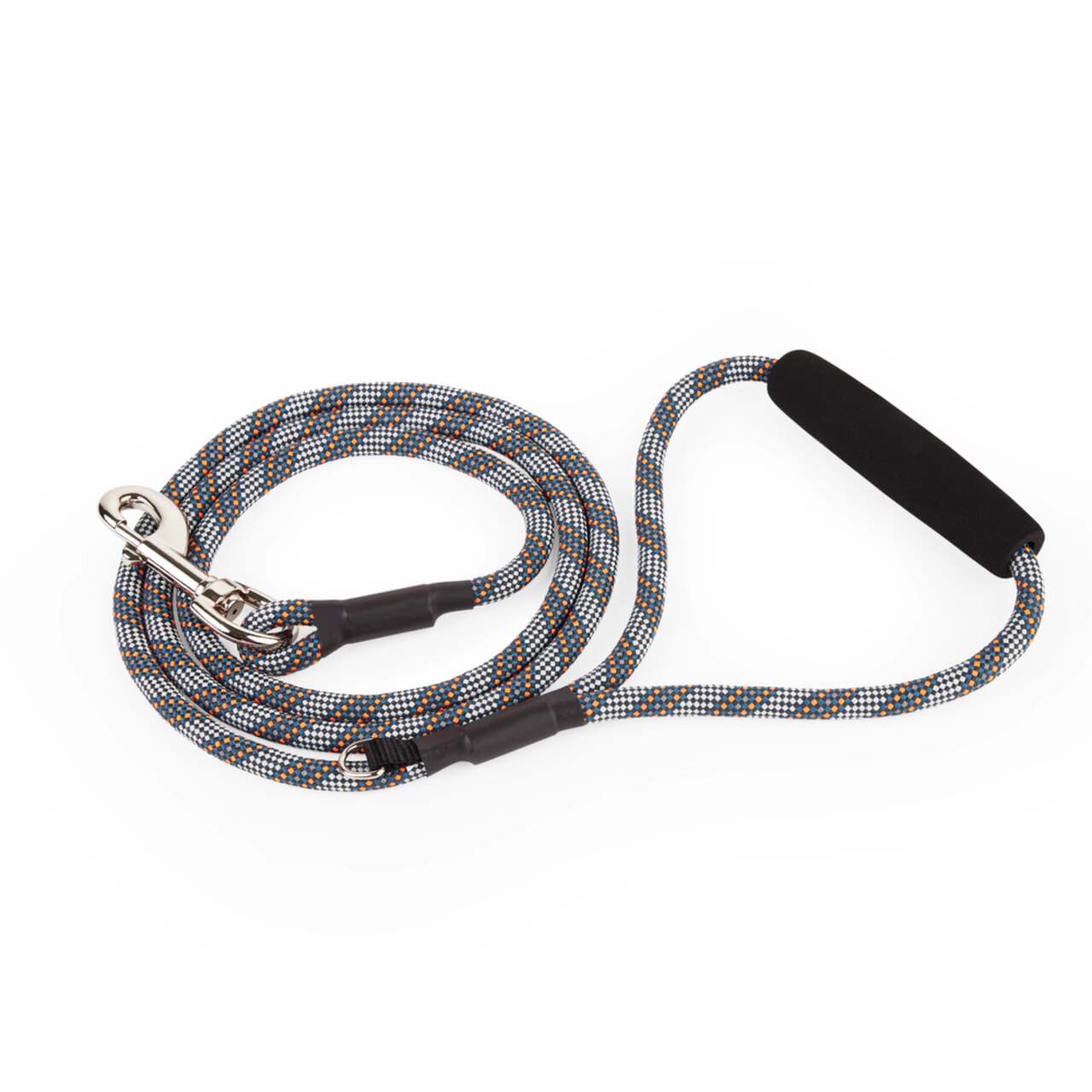 Canadian tire dog shop leash