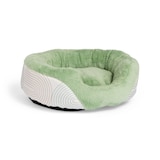 Lit ovale pour petits chiens Petco Cuddler Step-In, vert, 23 po x 17 po Front_Angled_Right