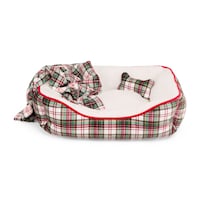 Petco Merry Makings Plaid Pet Bed Set, 3-pcs Front_Elevated