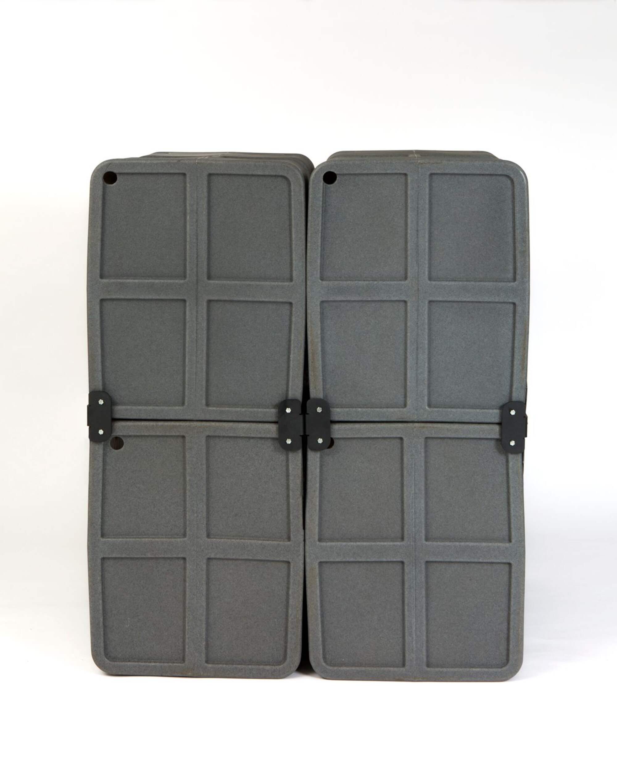 Dakota 283 Kennel Stacking Kit Front_Flat