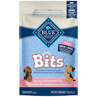 Gâteries pour chien Blue Buffalo BLUE Bouchées au saumon, 113 g Front_Flat