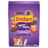 Friskies Surfin' & Turfin' Favorites Dry Cat Food, 7.25-kg Front_Elevated