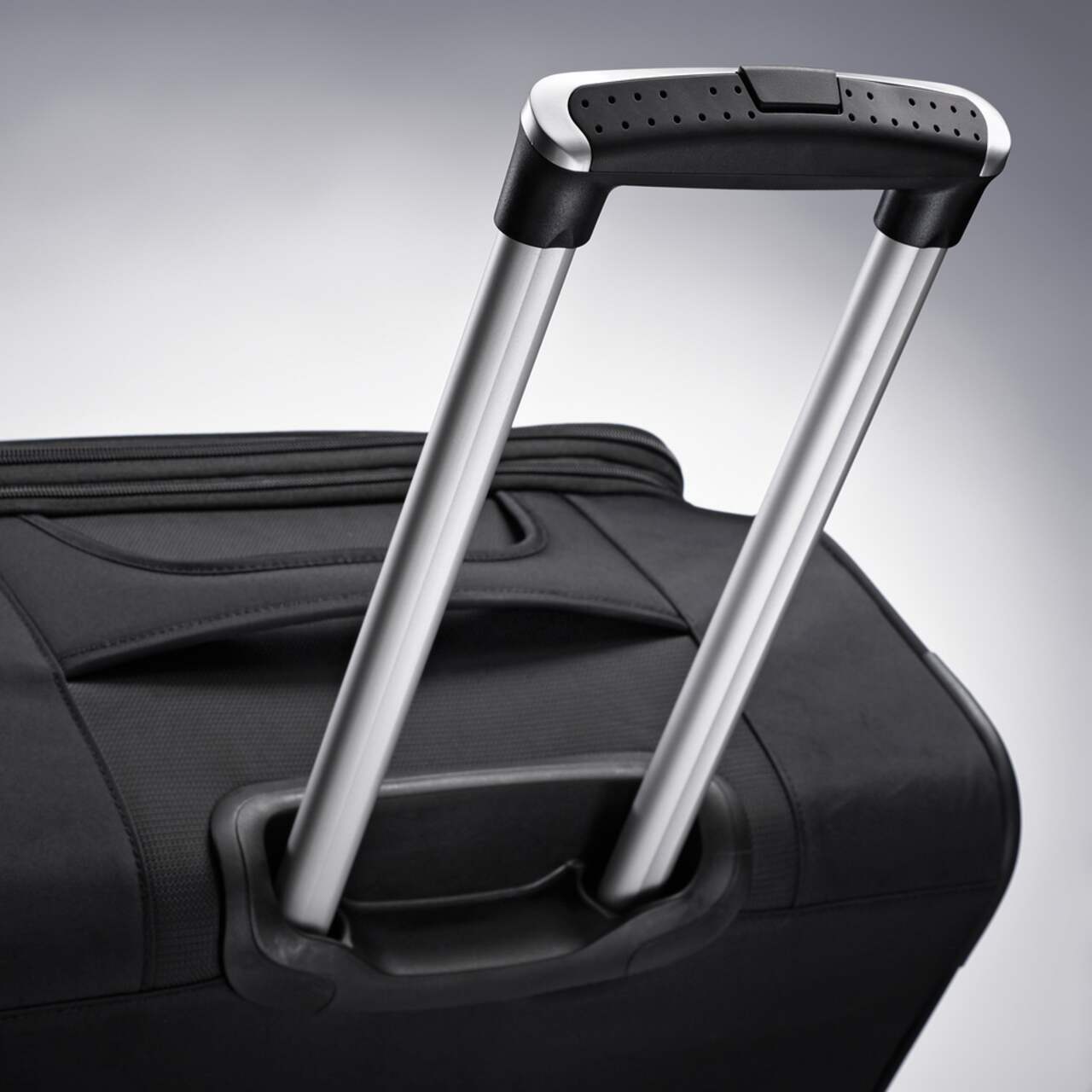 American tourister ilite top max softside spinner 29