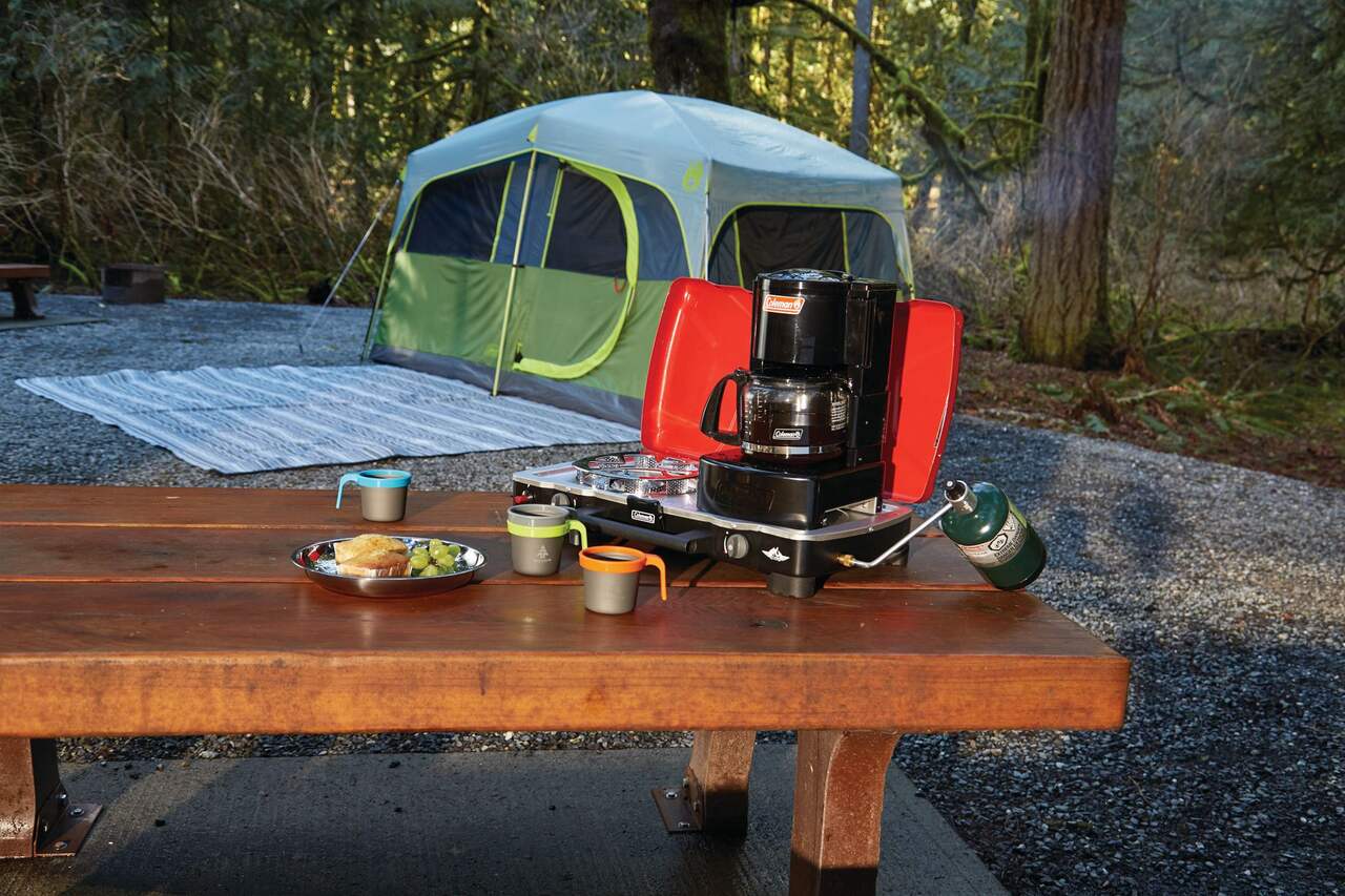 https://media-www.canadiantire.ca/product/playing/camping/camping-living/0762627/coleman-coffee-maker-a4c9ca43-a3d1-40c2-afcc-4b8990251836-jpgrendition.jpg?imdensity=1&imwidth=1244&impolicy=mZoom