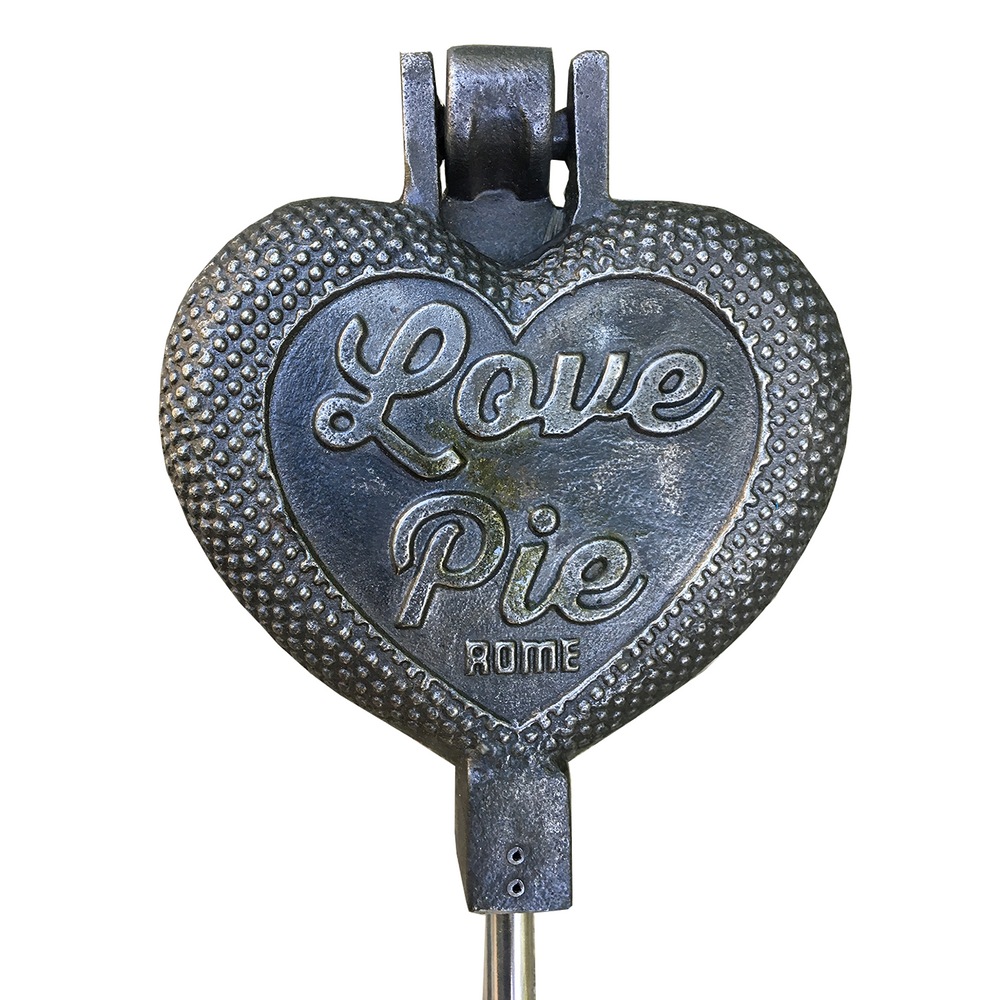 Rome Cast Iron Love Pie Iron with Wood Handle, 28in Canadian Tire