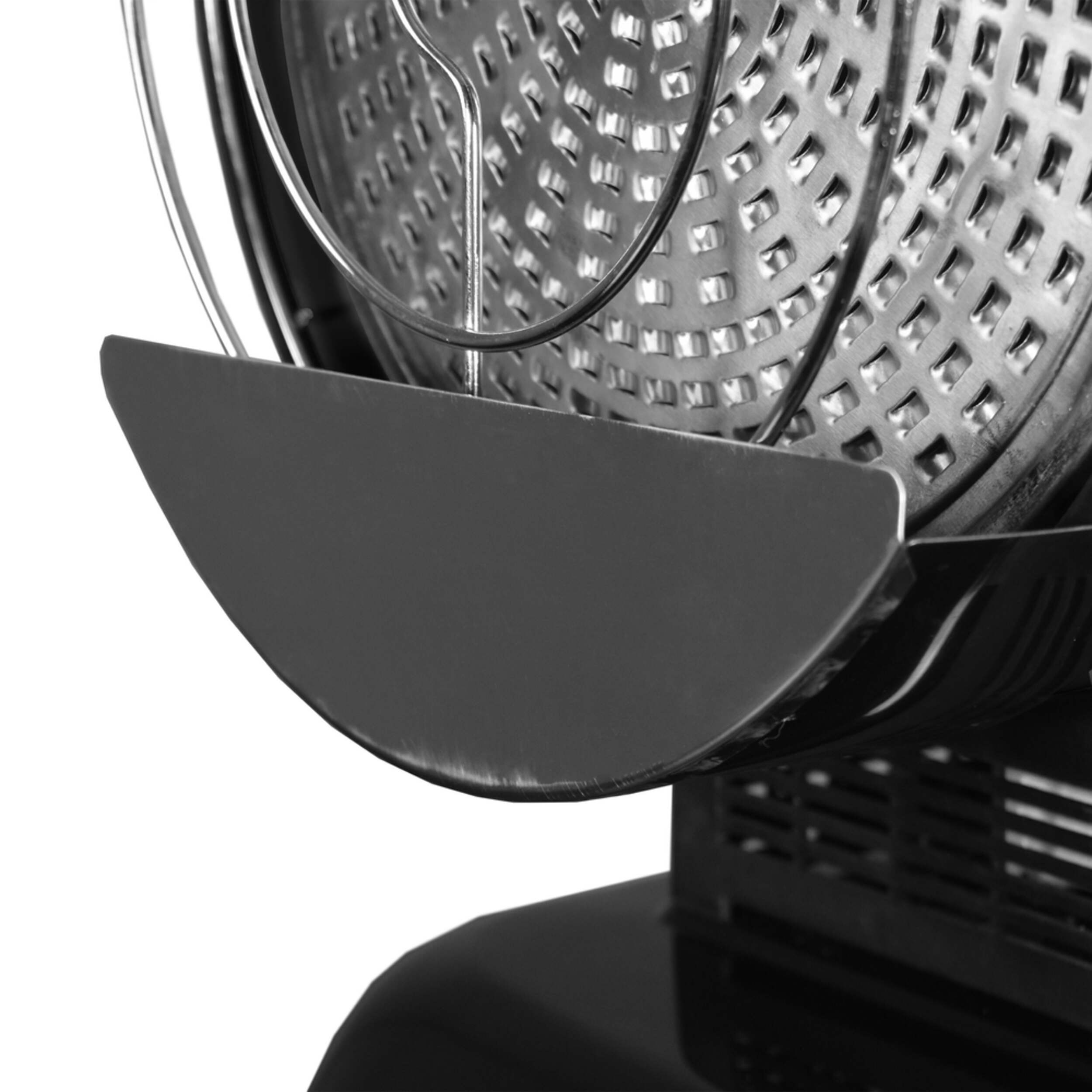 Remington 80,000 BTU OilFired Kerosene Silent Drive Radiant Heater