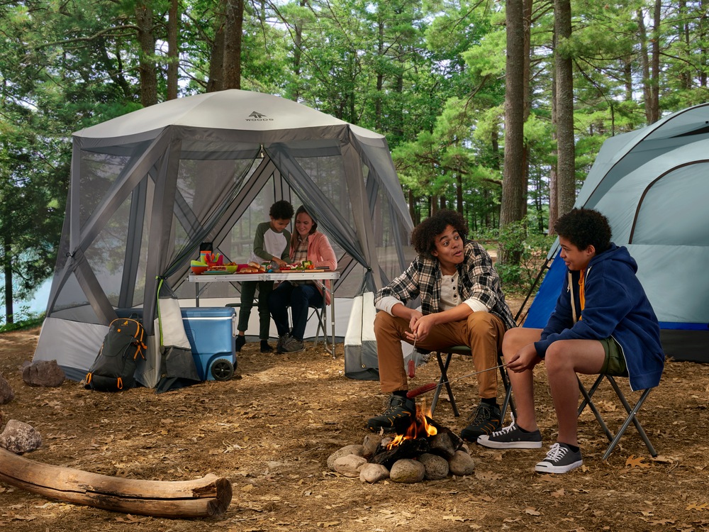 Woods Boreal Wheeled Camping Cooler, 130 Can Capacity, 100L, Blue