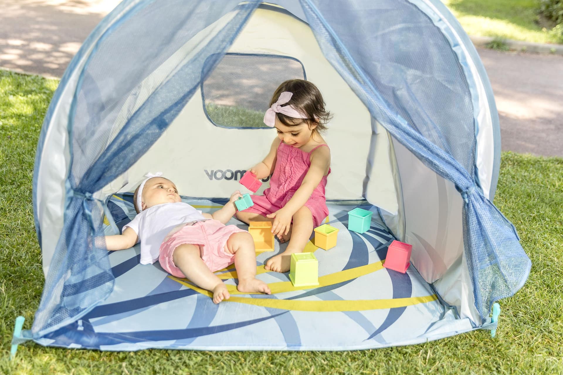 Newborn beach outlet tent