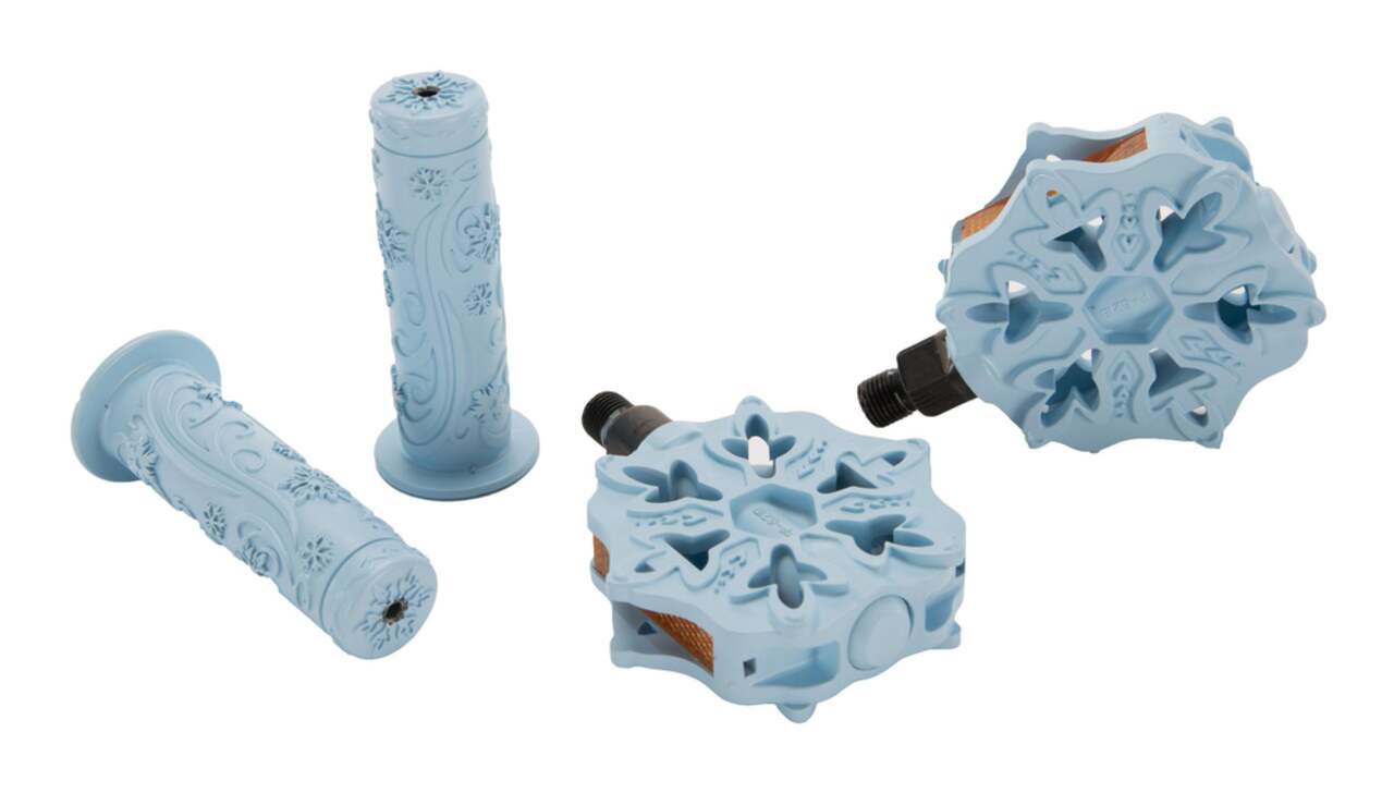 Canadian tire frozen 2025 bike