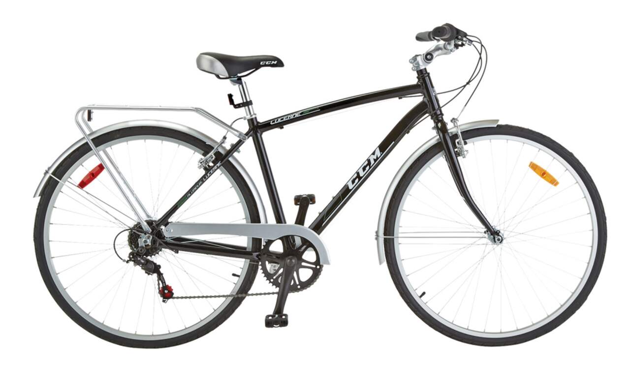 Ccm hybrid best sale bike canadian tire