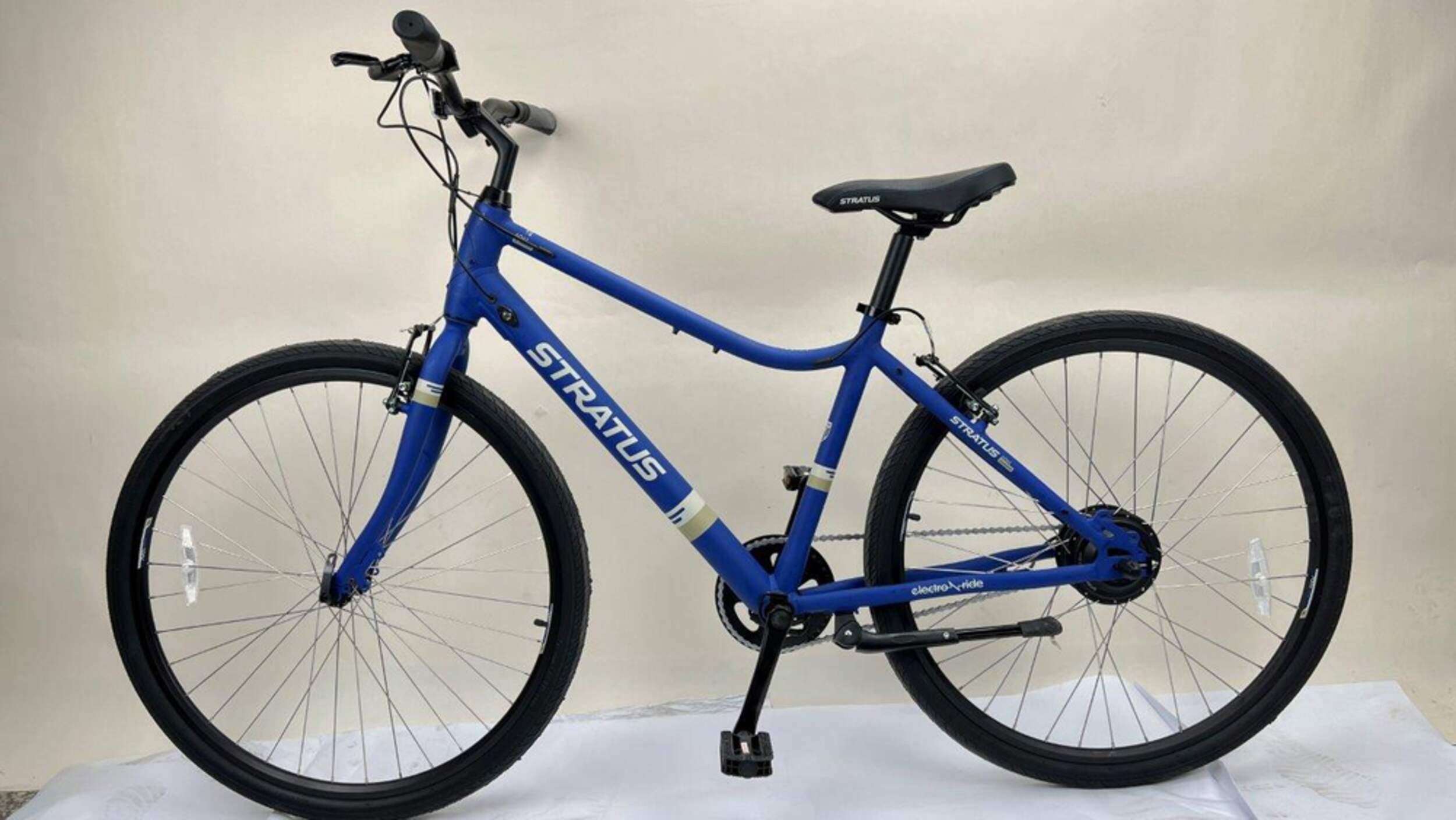 Stratus Hightown Electric Bike, 700C, Blue Canadian Tire