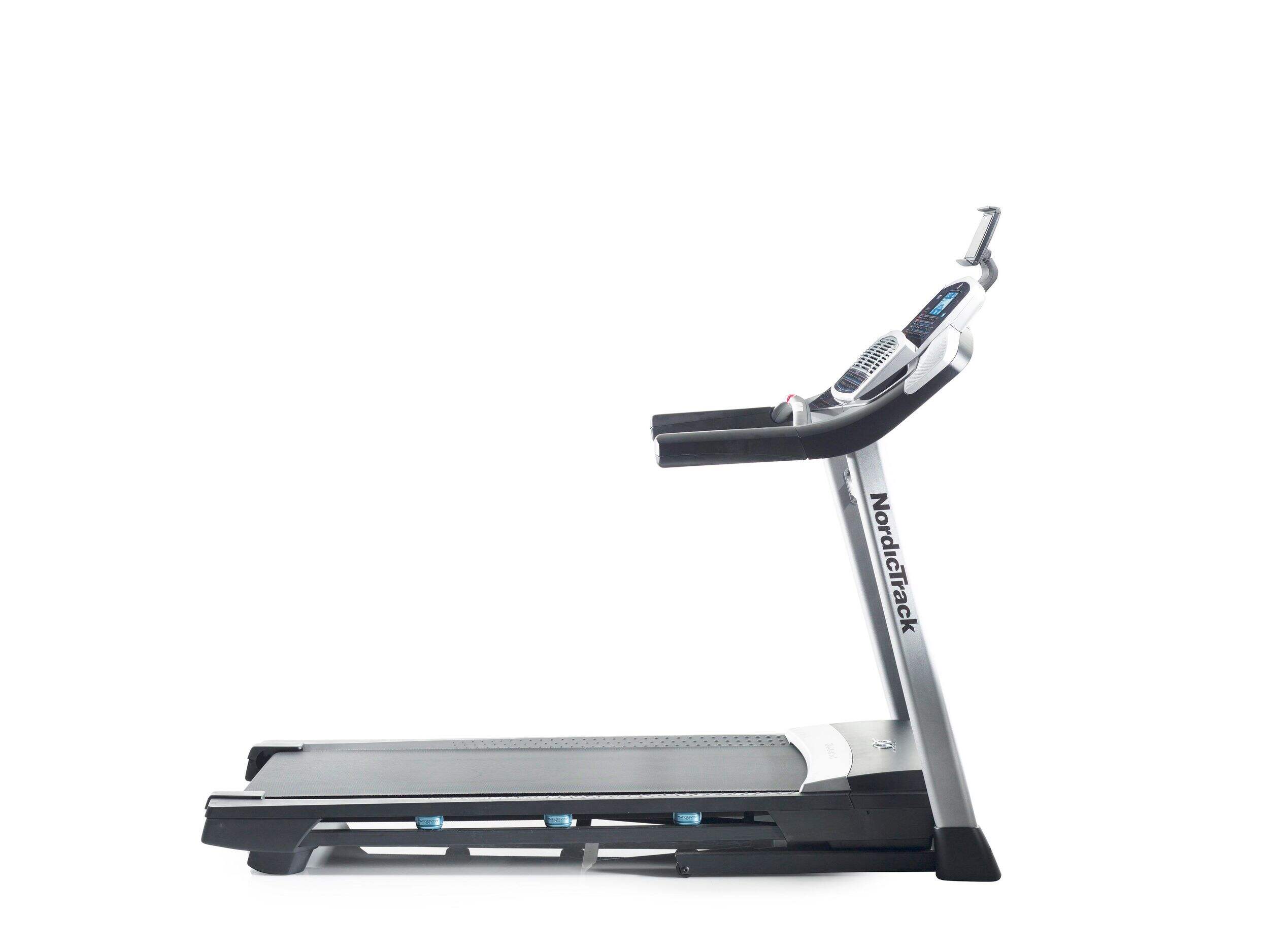 NordicTrack C 950i Treadmill Side_Right