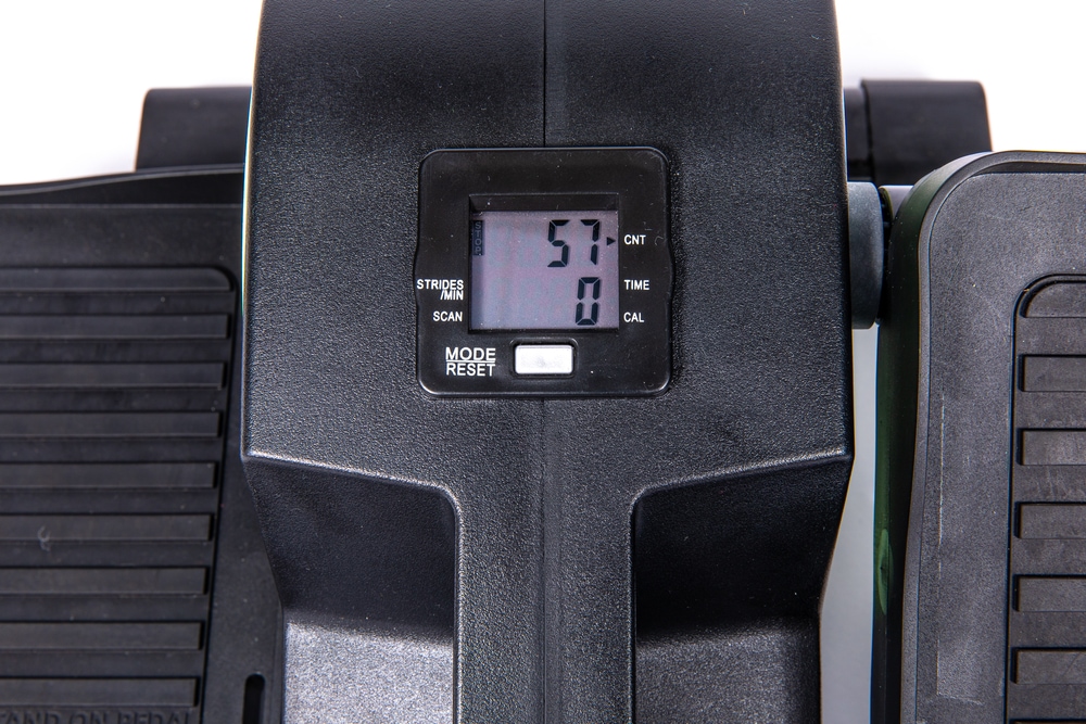 Cubii JR 2 Compact UnderDesk Seated Elliptical with LCD Screen