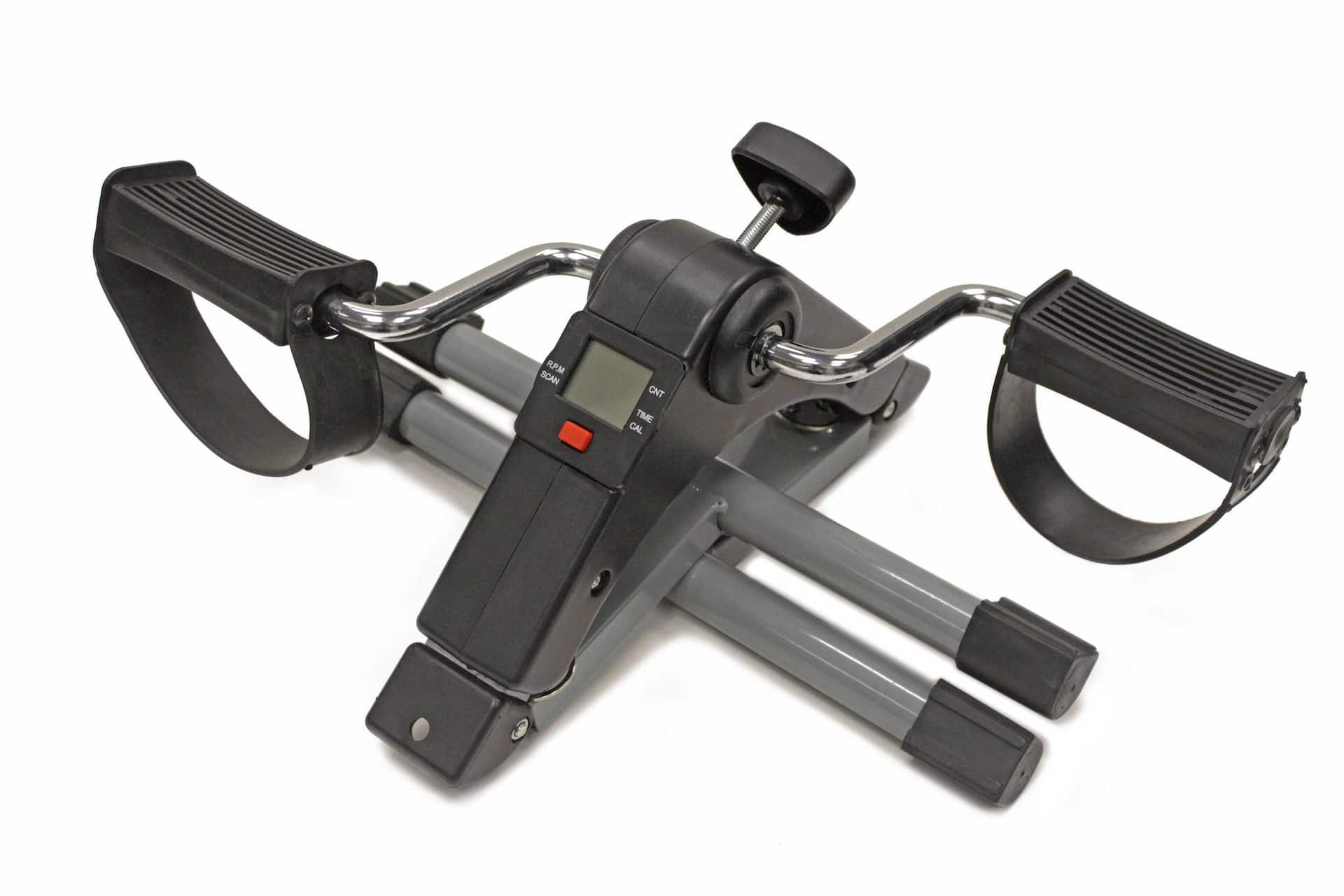 Stationary pedals for online exercise