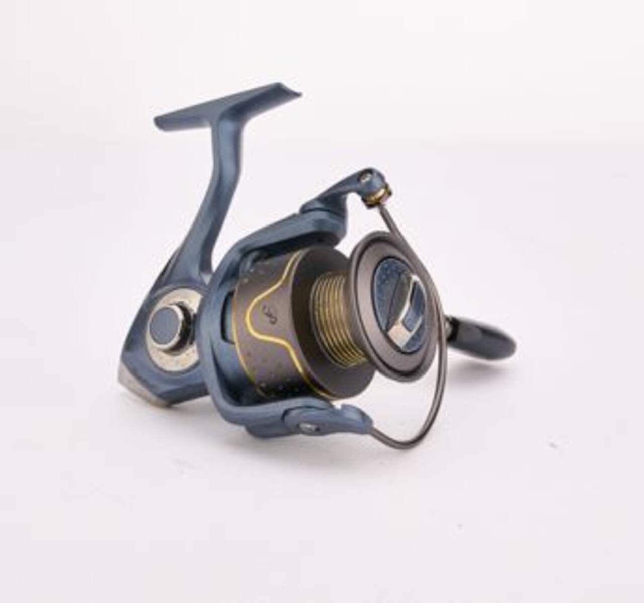 Shimano Catana Spinning Fishing Reel, Right Hand/Left Hand, Size 2500