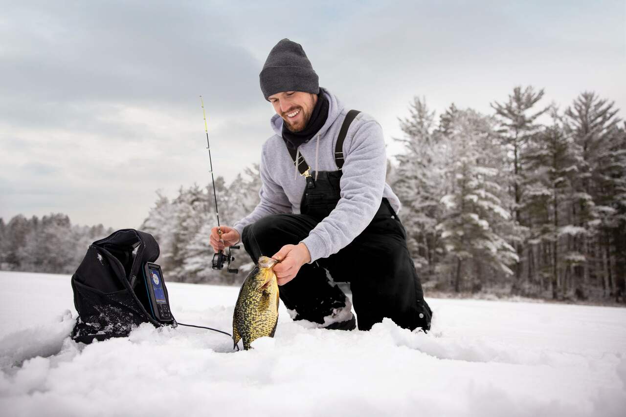 Garmin STRIKER Plus 5 Ice Fishing Bundle at GPS Central Canada
