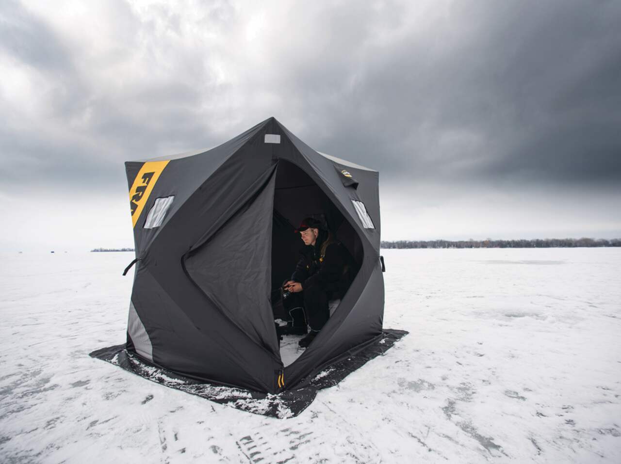 Frabill Ice Fishing HQ100 Shelter, 4-6 person