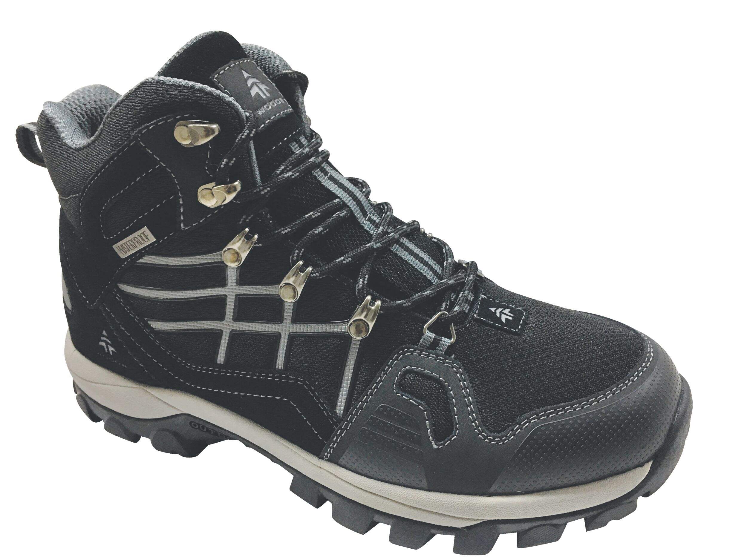 canadian tire hiking boots