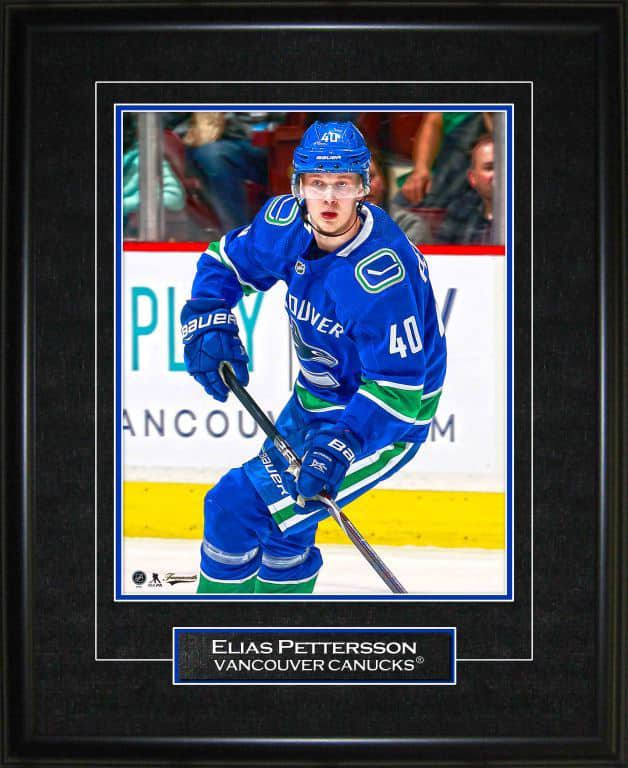 NHL Vancouver Canucks Elias Pettersson Framed Print, 10-in X 12-in ...