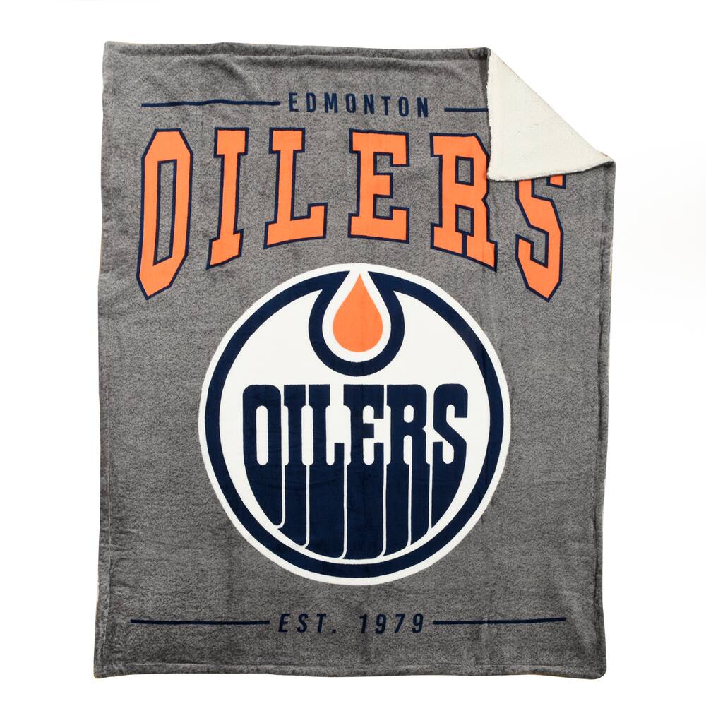 NHL Edmonton Oilers Hockey Superlux Sherpa Reversible Throw Blanket, 50 ...