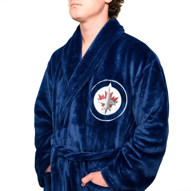 Adult NHL Winnipeg Jets Bathrobe Canadian Tire
