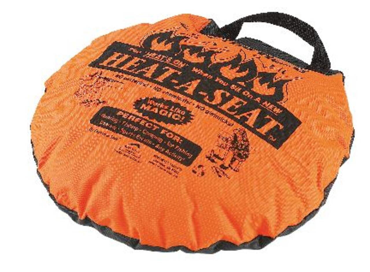 https://media-www.canadiantire.ca/product/playing/hunting/hunting-accessories/0750012/hot-seat-camo-blaze-reversible-06365a84-ec47-4381-ae34-514e70804499-jpgrendition.jpg?imdensity=1&imwidth=1244&impolicy=mZoom