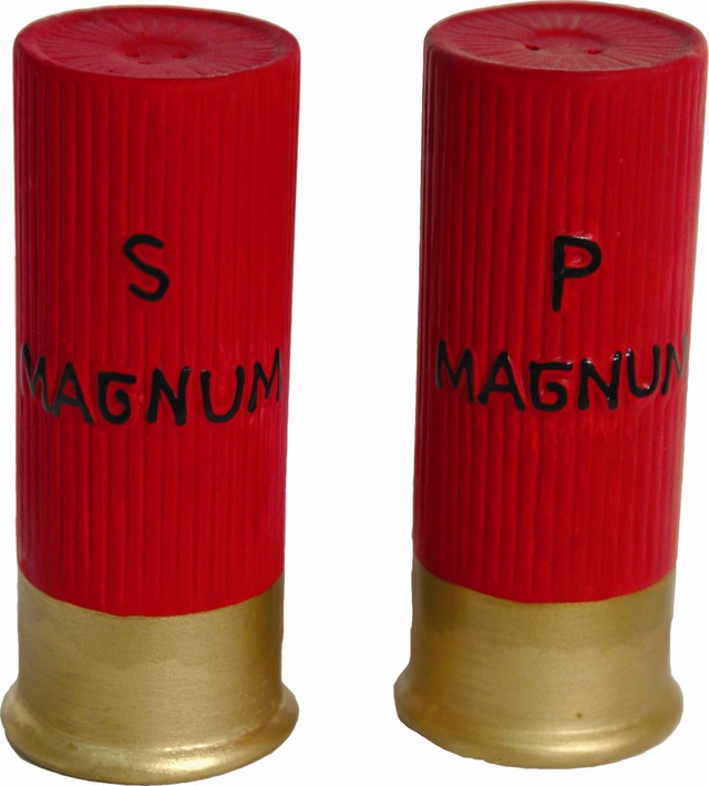 RIVERS EDGE Shotgun Shell Themed Salt & Pepper Shaker Set Canadian Tire